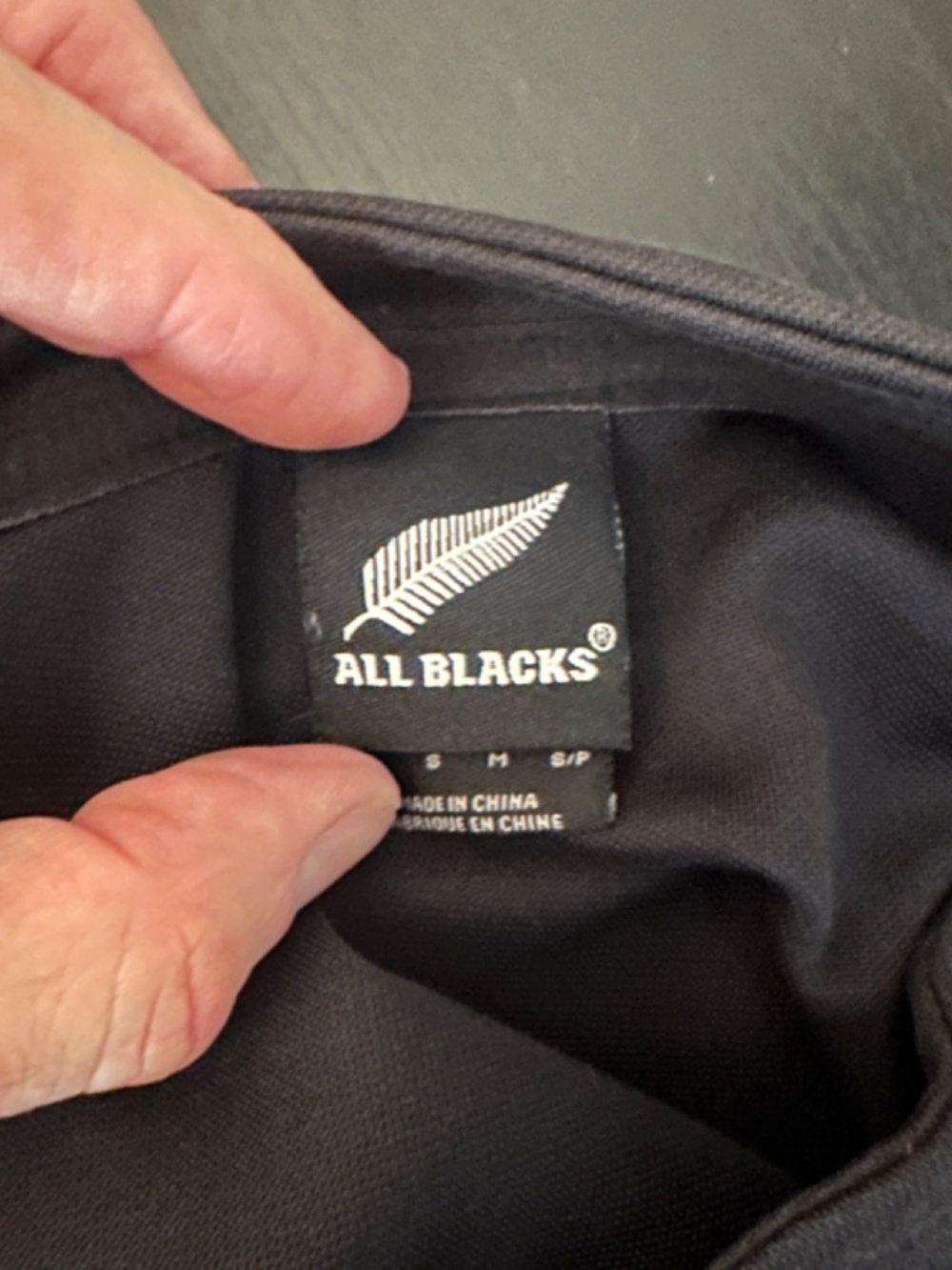 All Blacks Rugby Pullover Small Gently worn AUTHENTIC Adidas 58% polyester - Picture 6 of 8